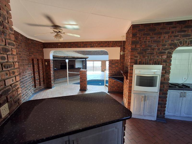 4 Bedroom Property for Sale in Panorama Free State